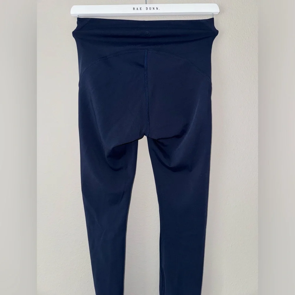 Navy blue Lululemon leggings - Picture 2 of 3
